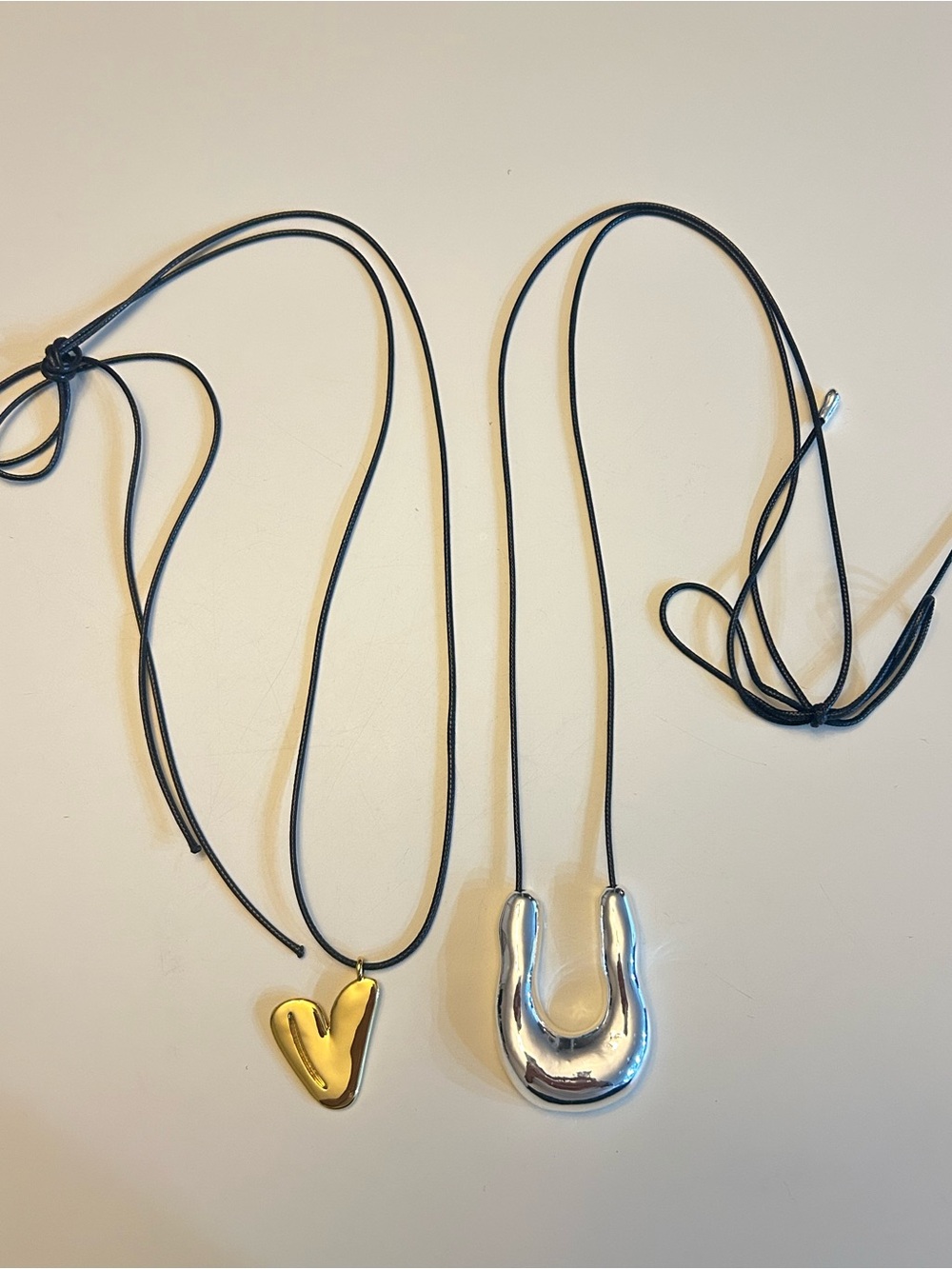 KNATURE V Gold Bubble Letter Charm Necklace & Silvertone Large Wishbone Necklace